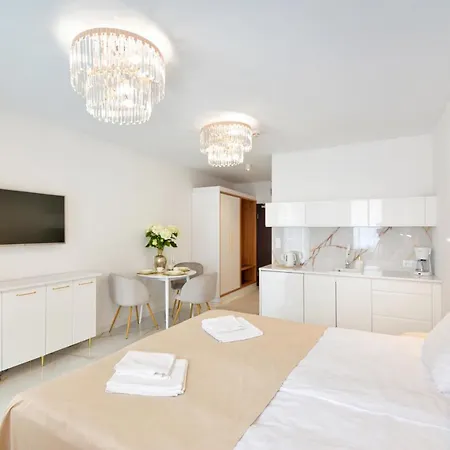 Platinum Prywatny W Diva Колобжег